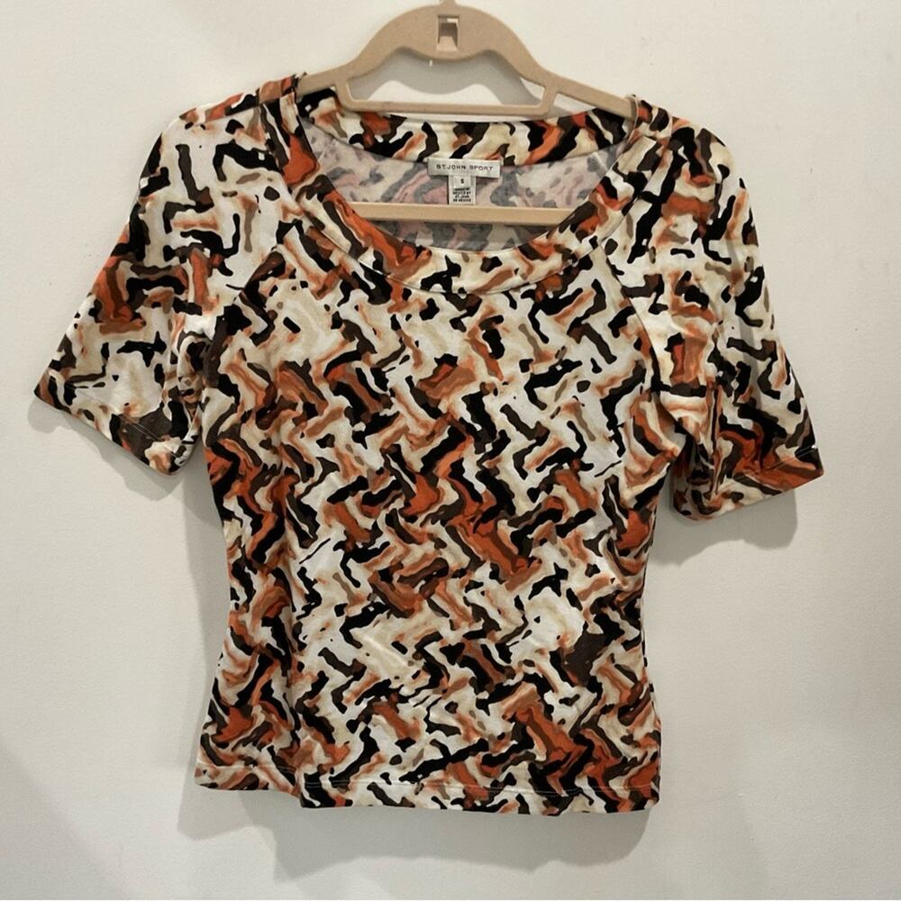 St. John Sport Silk Blend Cream and Brown Abstract Short Sleeve Tee, Women’s S